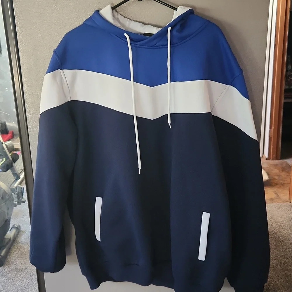 Mooncolour Amazon Brand Super Soft Hoodie Sweatshirt - Picture 1 of 4